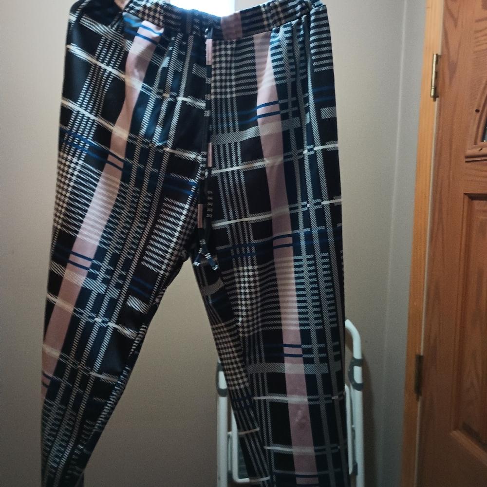 Stylish Plaid Women's Pants